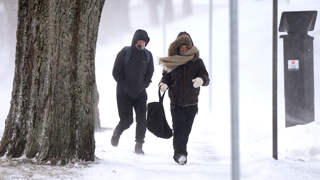 <strong>Cảnh báo thời tiết cực lạnh và bão tuyết trên toàn Canada nguyên tuần</strong>