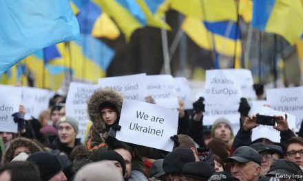 <strong>Cuộc chiến chống tham nhũng của Ukraine</strong>