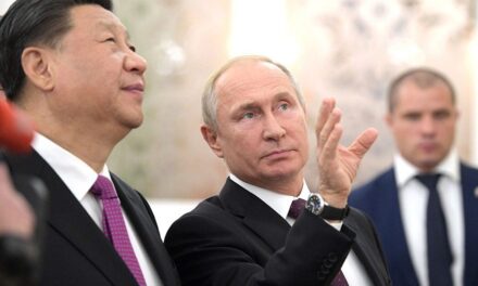 <strong>Nga tuyên bố sát cánh cùng Trung Quốc đối phó phương Tây</strong>