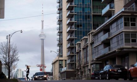 <strong>Chủ nhà ở Toronto buộc phải trả ít nhất 8.500 đô để trang trải chi phí cho người thuê nhà “gây rối”</strong>
