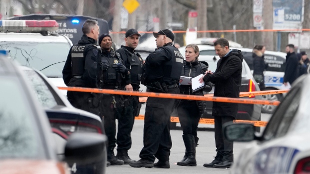 <strong>3 người bị đâm chết ở khu phố Rosemont của Montreal, 1 người bị bắt</strong>