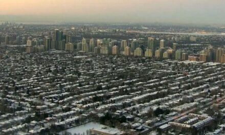 <strong>Những thành phố ở Ontario dự kiến ​​sẽ chứng kiến ​​sự sụt giảm giá nhà lớn nhất</strong>