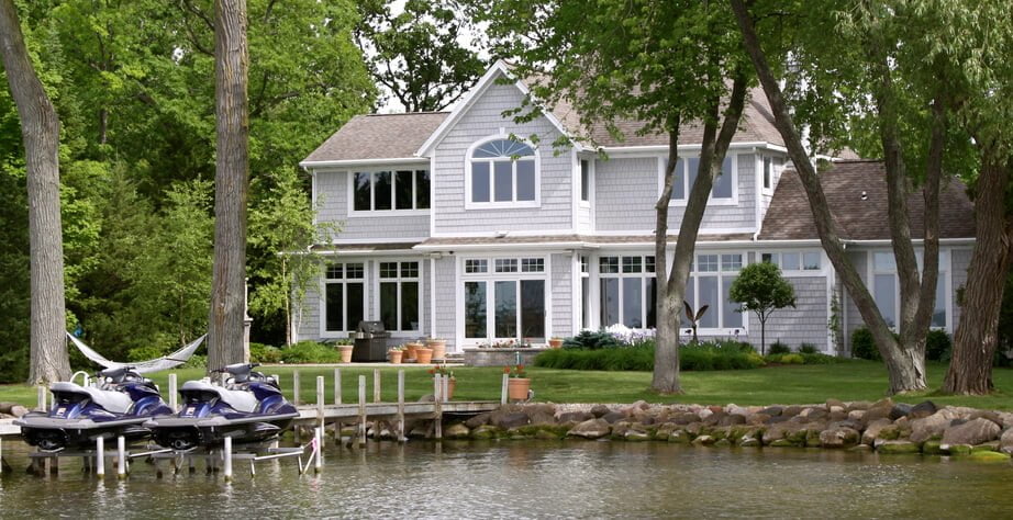 Suy nghĩ về việc mua một ngôi nhà cottage thì 2023 có thể là năm để làm việc đó