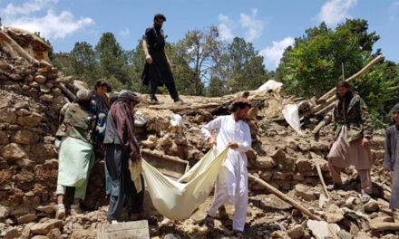 Động đất mạnh giết chết hơn 100 người ở miền Tây Afghanistan
