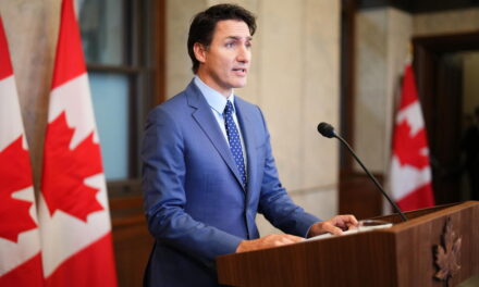 Canada cam kết viện trợ 10 triệu USD cho Israel, Gaza khi các chuyến bay di tản của Canada bắt đầu