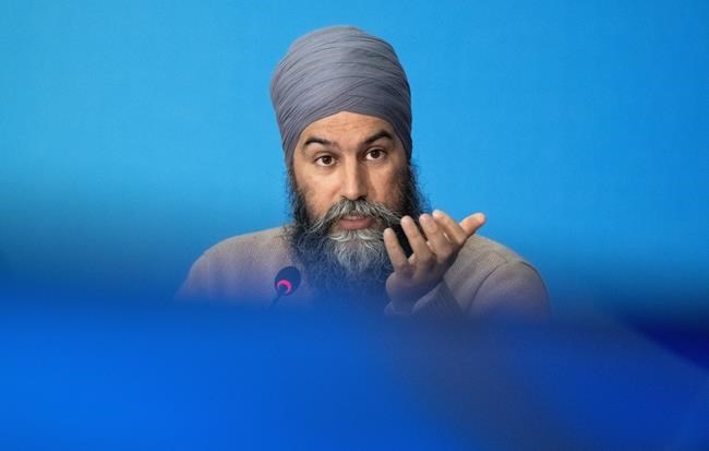 Singh từ chối cho biết liệu Chính phủ NDP có giữ thuế carbon hay không