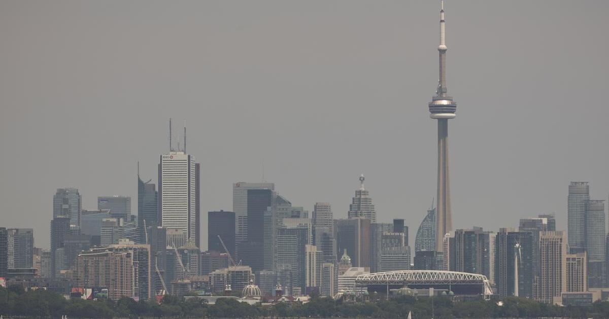 Toronto dự báo thời tiết ‘nóng, sương mù và ẩm ướt’ vào cuối tuần