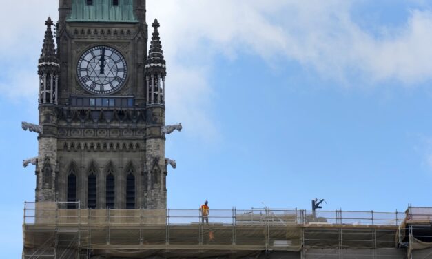 Canada đầu tư hơn 430 triệu đô đào tạo thợ lành nghề, hỗ trợ mở rộng trường nghề và mua sắm thiết bị