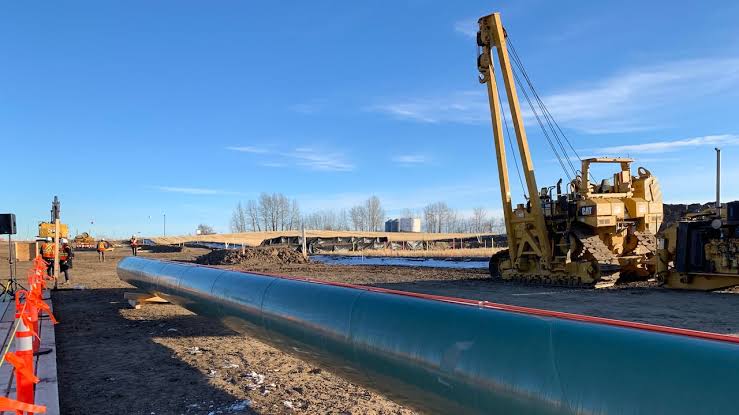 Ottawa đưa đường ống dầu Alberta–B.C. vào danh sách dự án vì lợi ích quốc gia
